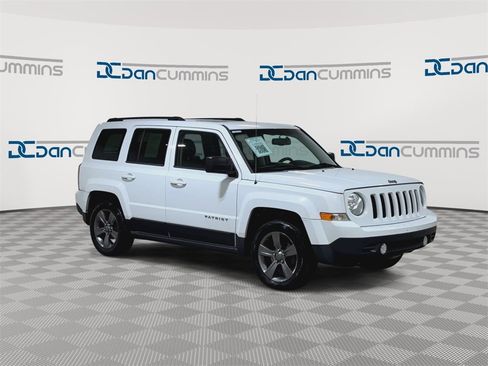 Used 2015 Jeep Patriot High Altitude image 2