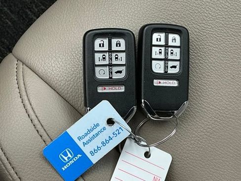 Used 2024 Honda Odyssey EX-L image 21