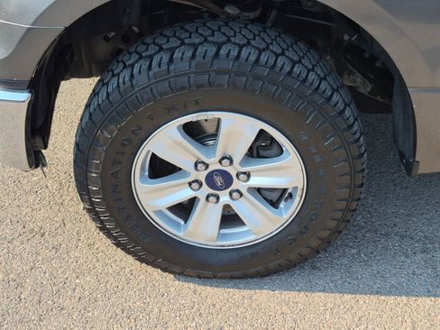Used 2015 Ford F150 XLT w/ Equipment Group 301A Mid AWD/4WD image 11