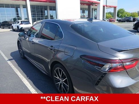 Used 2024 Toyota Camry SE w/ Convenience Package FWD image 5