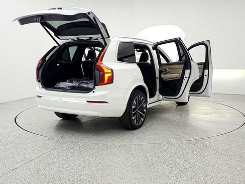 New 2026 Volvo XC90 T8 Plus w/ Protection Package AWD/4WD image 11
