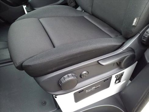 Used 2024 Mercedes-Benz Sprinter 2500 image 17