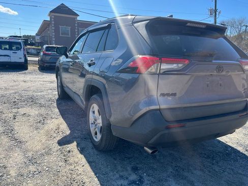 Used 2021 Toyota RAV4 XLE image 3