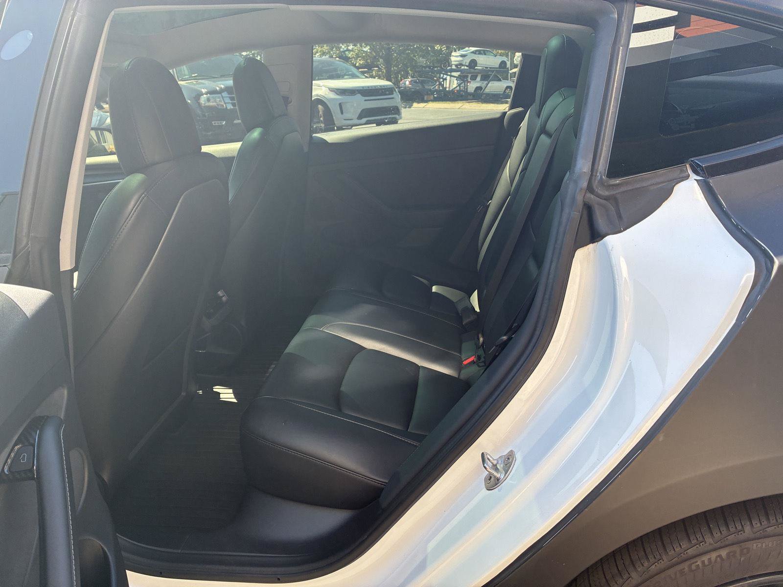 Used 2022 Tesla Model 3 Long Range AWD/4WD image 17