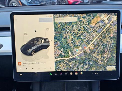 Used 2024 Tesla Model Y Long Range image 36