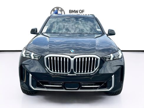 New 2026 BMW X5 sDrive40i image 2