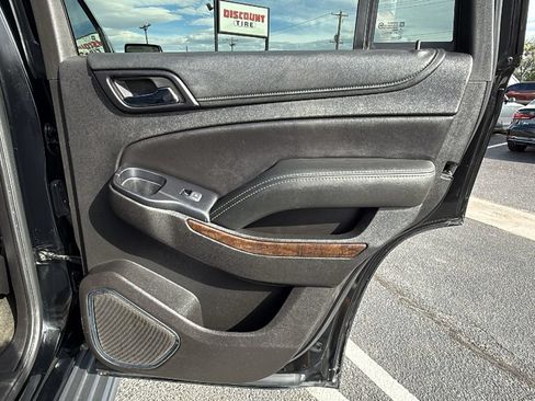 Used 2018 Chevrolet Tahoe LT AWD/4WD image 16