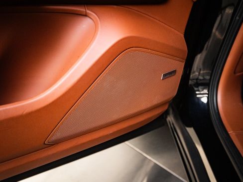 Certified 2023 Porsche Cayenne GTS AWD/4WD image 21