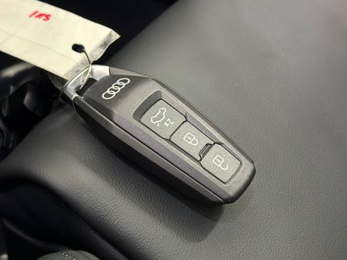 Used 2025 Audi Q5 Premium Plus w/ Premium Plus AWD/4WD image 25