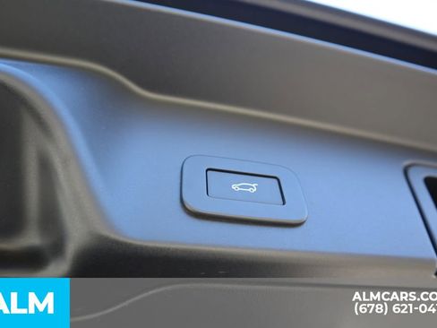 Used 2024 Land Rover Range Rover Evoque Dynamic SE image 20