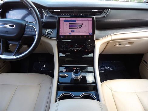 Used 2021 Jeep Grand Cherokee L Limited image 17