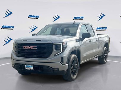 Used 2025 GMC Sierra 1500 Elevation