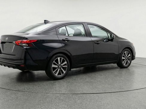 Used 2025 Nissan Versa SV FWD image 7
