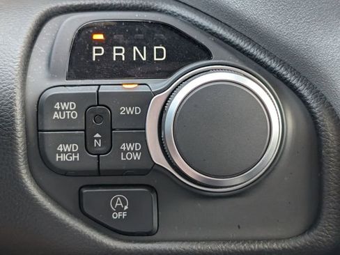 Used 2025 RAM 1500 Big Horn AWD/4WD image 21