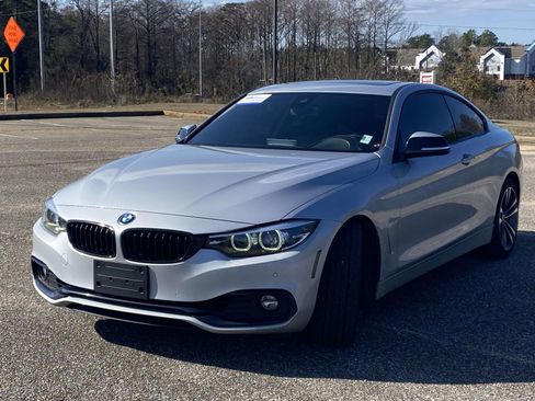 Used 2020 BMW 430i Coupe w/ Convenience Package image 3
