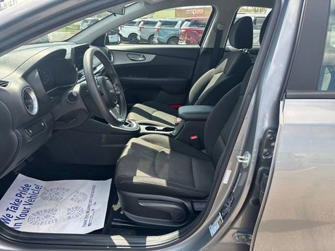 Used 2023 Kia Forte LXS FWD image 12