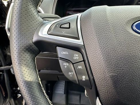 Used 2022 Ford Edge ST w/ Equipment Group 401A AWD/4WD image 13