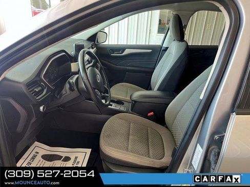 Used 2022 Ford Escape SE w/ Cold Weather Package AWD/4WD image 16