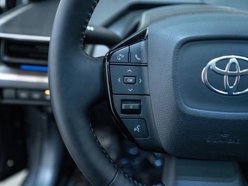 Used 2024 Toyota Prius XLE image 18