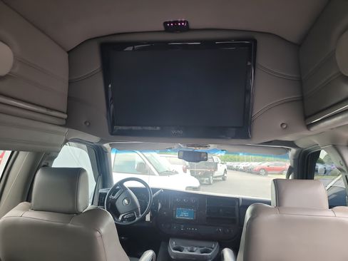 Used 2012 Chevrolet Express 2500 LT RWD image 13