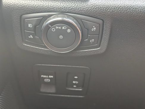 Used 2018 Ford F150 XLT w/ Equipment Group 302A Luxury RWD image 11