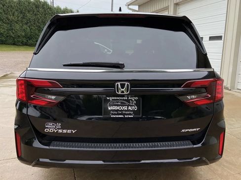 Used 2025 Honda Odyssey Sport-L image 6