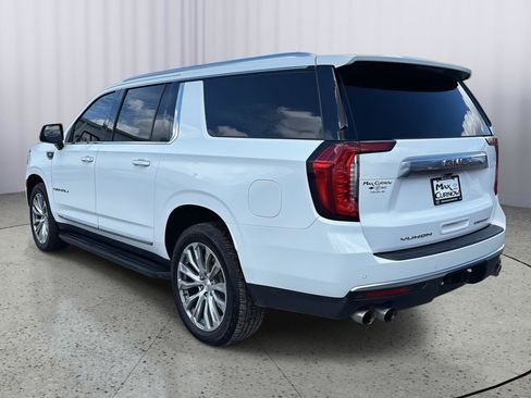 Used 2021 GMC Yukon XL Denali AWD/4WD image 3