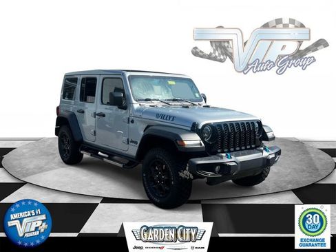Used 2023 Jeep Wrangler Unlimited w/ Sun & Screen Package AWD/4WD image 1