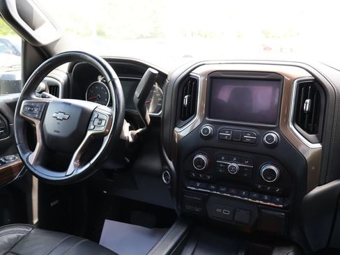 Certified 2023 Chevrolet Silverado 3500 High Country AWD/4WD image 31