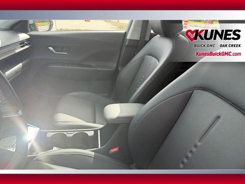 Used 2025 Hyundai Kona Limited AWD/4WD image 10