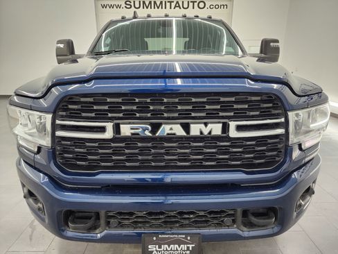 Used 2024 RAM 3500 Big Horn w/ Sport Appearance Package image 21