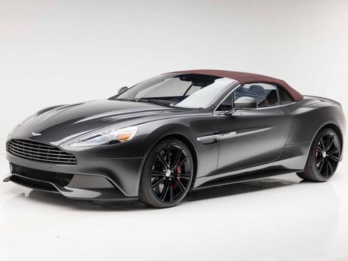 Used 2014 Aston Martin Vanquish Volante RWD image 24