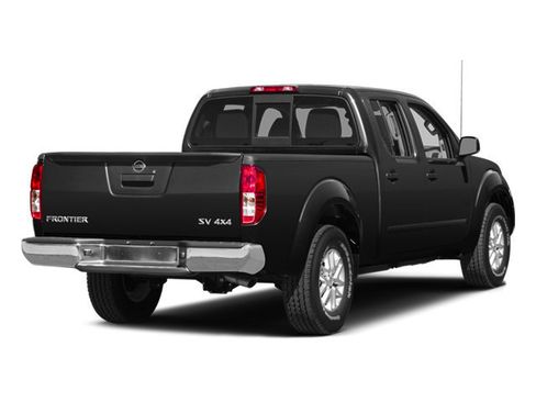 Used 2014 Nissan Frontier Desert Runner RWD image 5