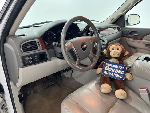 Used 2014 Chevrolet Tahoe LT image 9