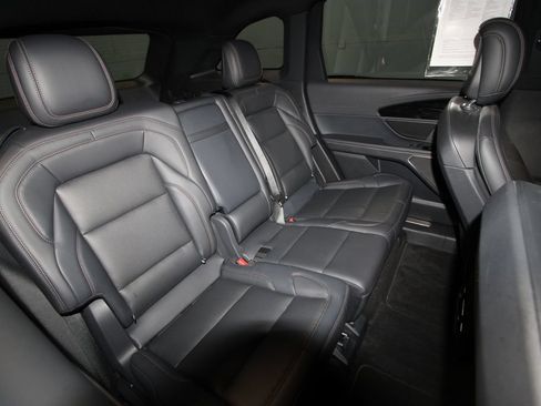 Used 2024 Lincoln Nautilus Premier w/ Equipment Group 102A AWD/4WD image 28