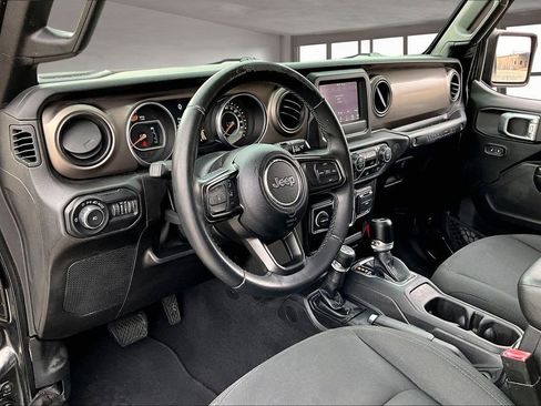 Used 2021 Jeep Wrangler Unlimited Sport S image 16