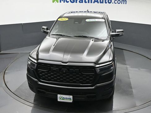 Used 2025 RAM 1500 Big Horn AWD/4WD image 27