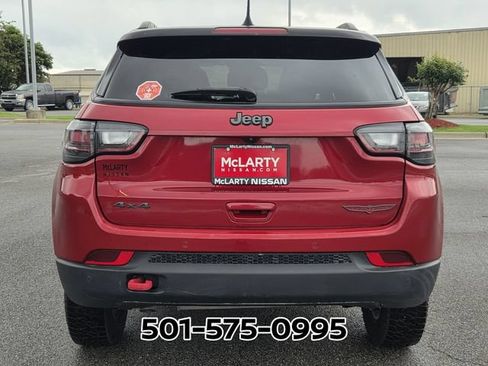 Used 2025 Jeep Compass Trailhawk w/ Trailhawk Elite Group AWD/4WD image 4