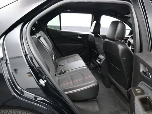 Used 2024 Chevrolet Equinox RS FWD image 34