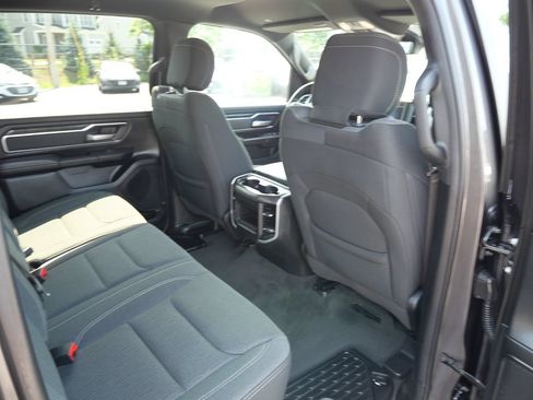 Used 2021 RAM 1500 Big Horn AWD/4WD image 23