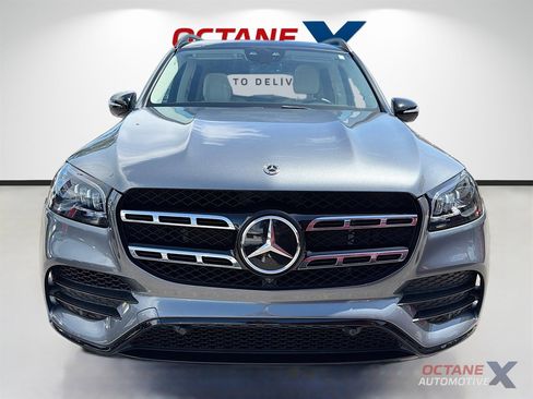 Used 2022 Mercedes-Benz GLS 580 4MATIC image 2