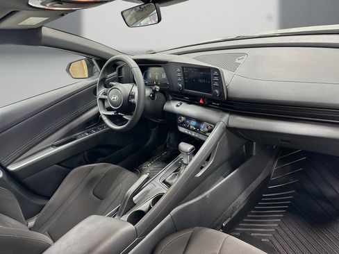 Certified 2026 Hyundai Elantra Sport FWD image 17