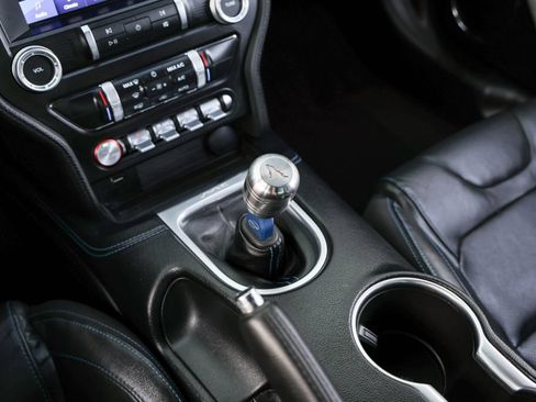Used 2022 Ford Mustang GT Premium w/ GT Performance Package RWD image 9