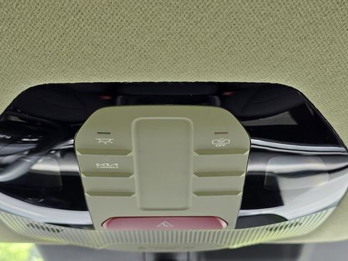 Used 2025 Kia K4 EX FWD image 36