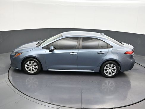 Used 2020 Toyota Corolla LE image 17