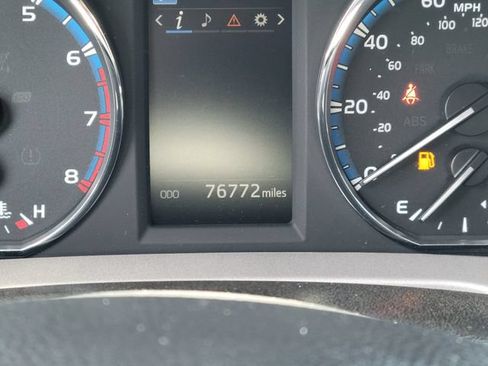 Used 2016 Toyota RAV4 XLE FWD image 10