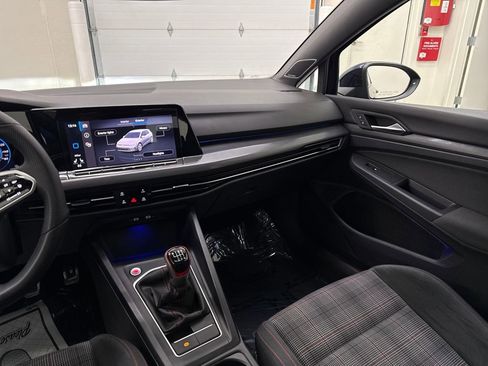 Used 2022 Volkswagen GTI SE image 15