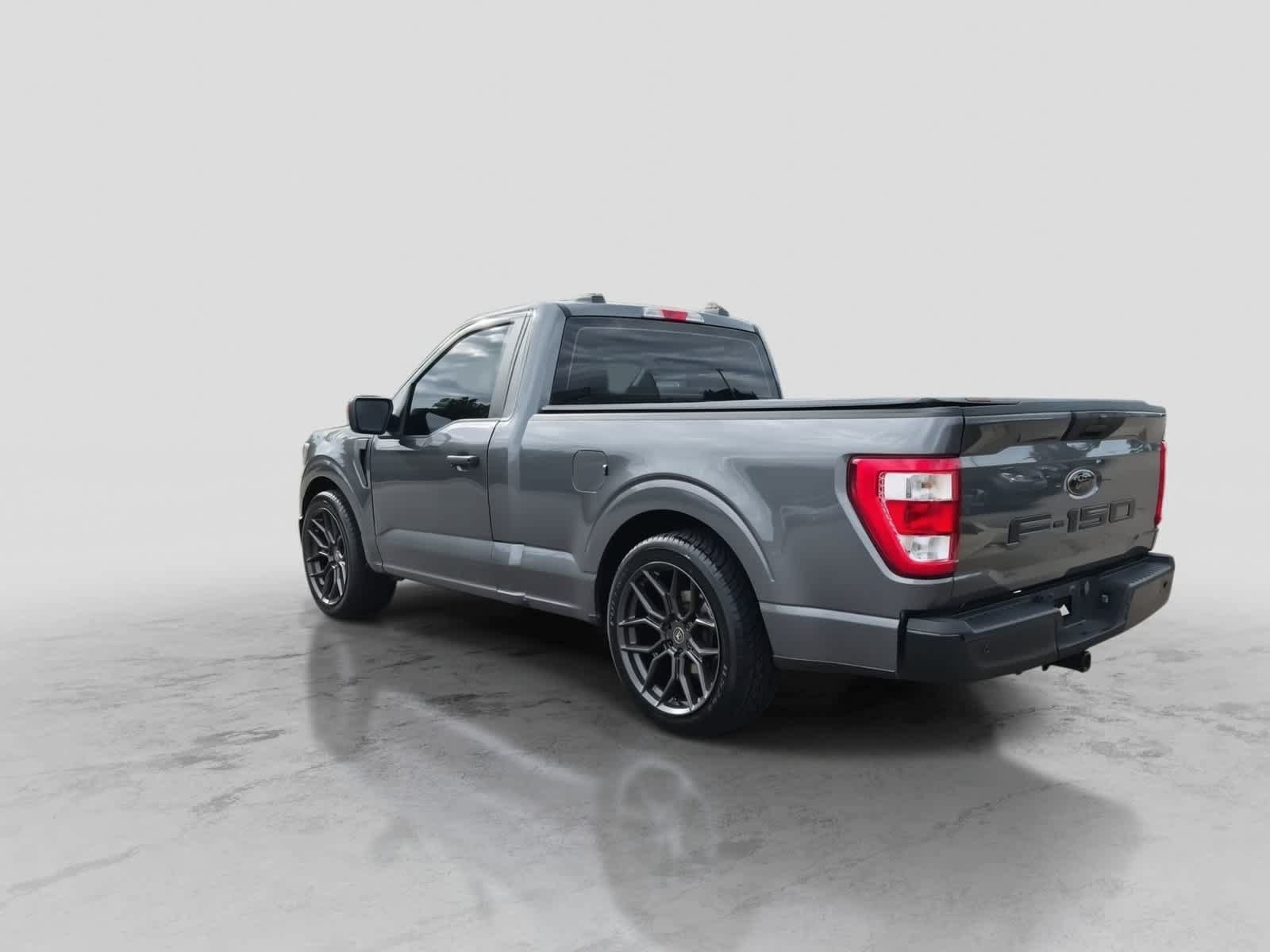 Used 2023 Ford F150 XL RWD image 6