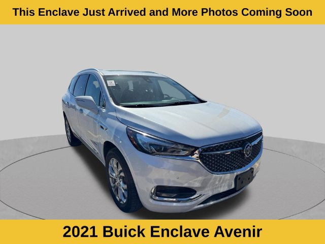 Used 2021 Buick Enclave Avenir w/ Avenir Technology Package FWD image 3