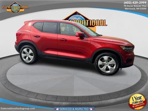 Used 2022 Volvo XC40 T5 Momentum AWD/4WD image 10